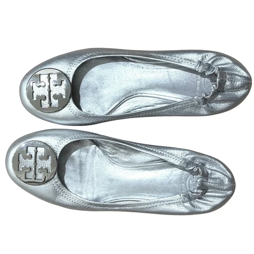 Tory Burch Reva Womens 10M Metallic Silver Leather Ballet Flats Logo Medallion